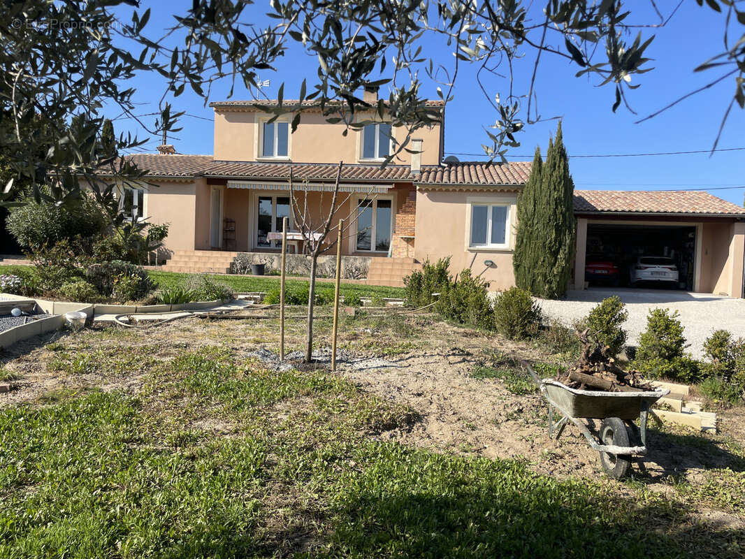 Maison à VAISON-LA-ROMAINE