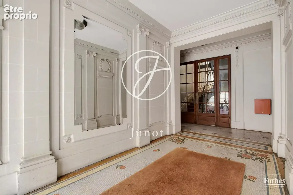 Paris 16e - PLACE VICTOR HUGO  - Appartement - 5 pièces - 123,96m² Carrez - 3 chambres - Lumineux. - photo 21