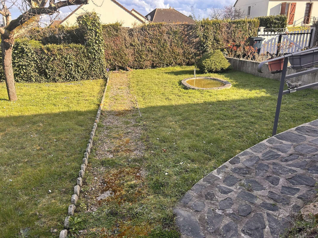 Maison à SAINT-MARCEL