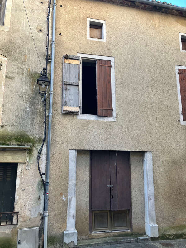 Maison à PUY-L&#039;EVEQUE