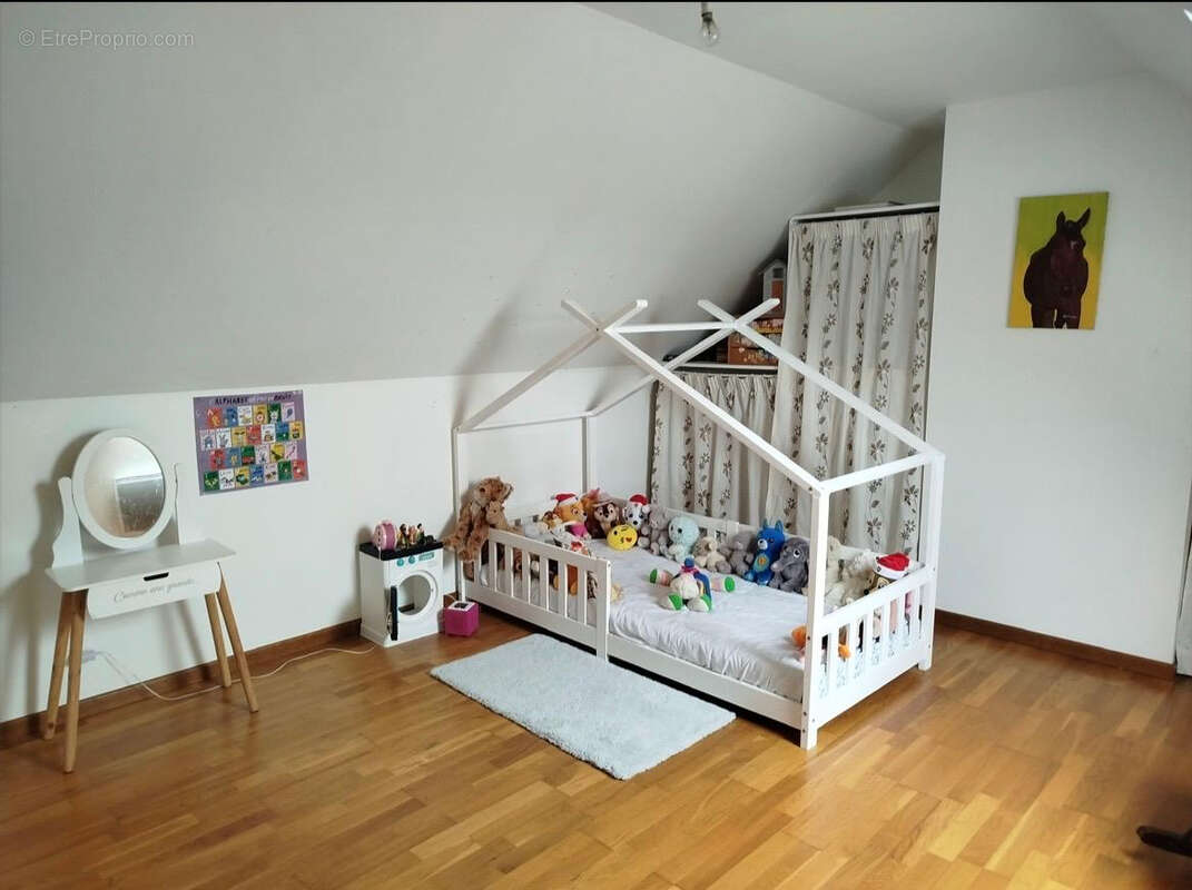 Maison à OUROUER-LES-BOURDELINS