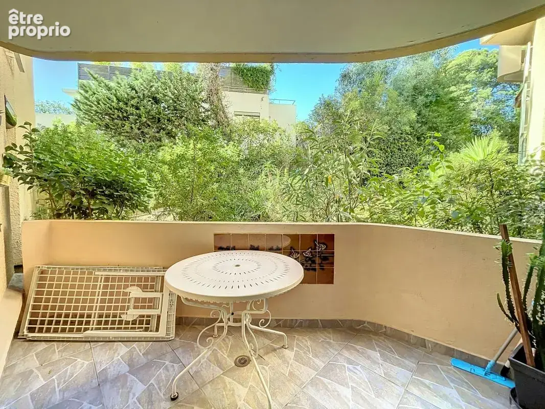 Appartement À Vendre 3 pièces ST RAPHAEL - photo 3