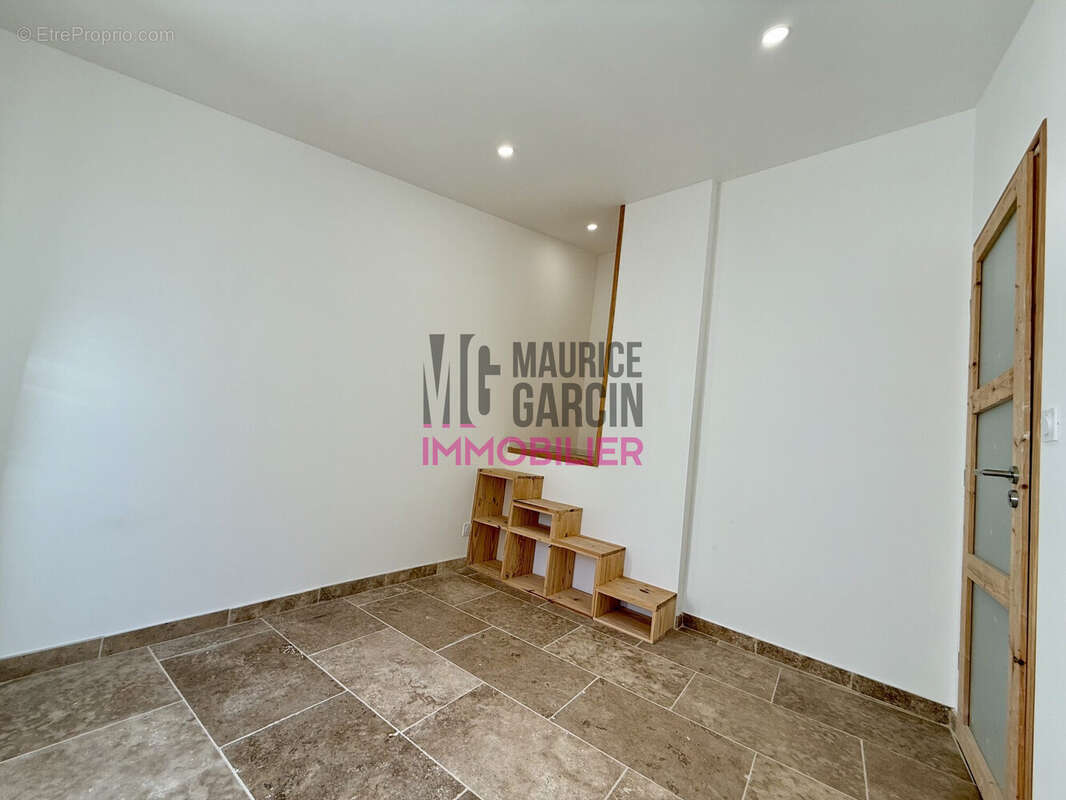 Maison à CHATEAURENARD