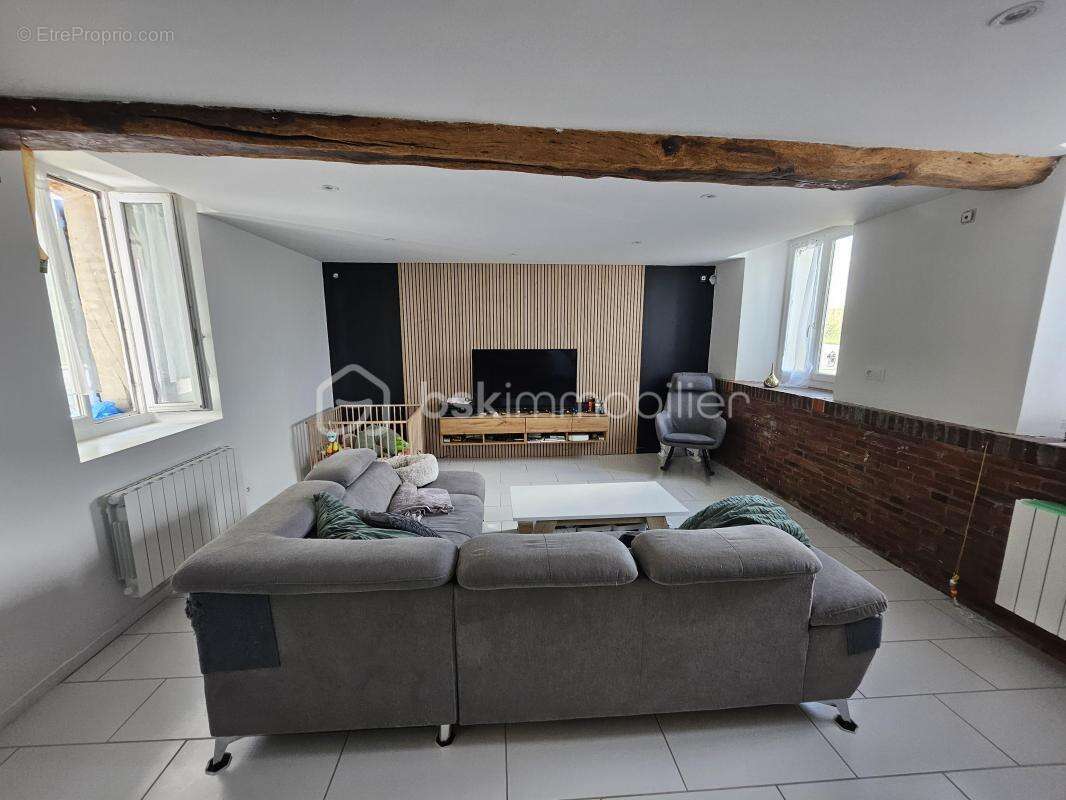 maison 5 pièces de 126m² - photo 2