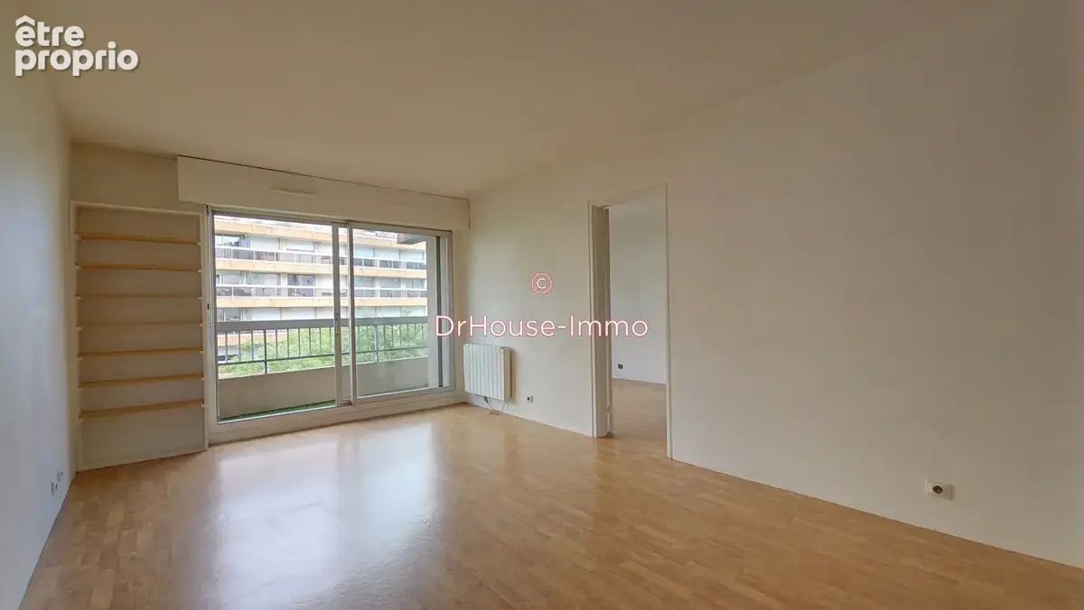 Appartement 44 m² à Paris-20e  - photo 2
