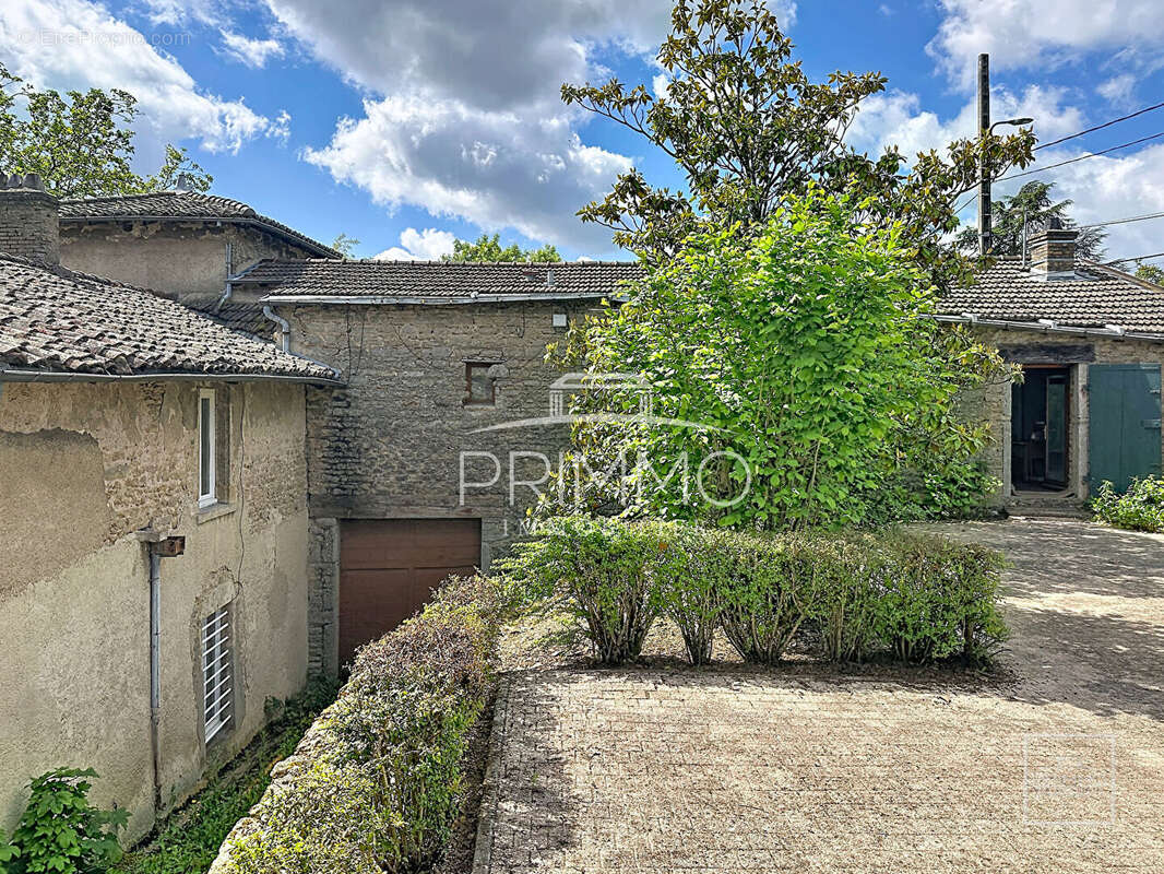 Maison à SAINT-DIDIER-AU-MONT-D'OR