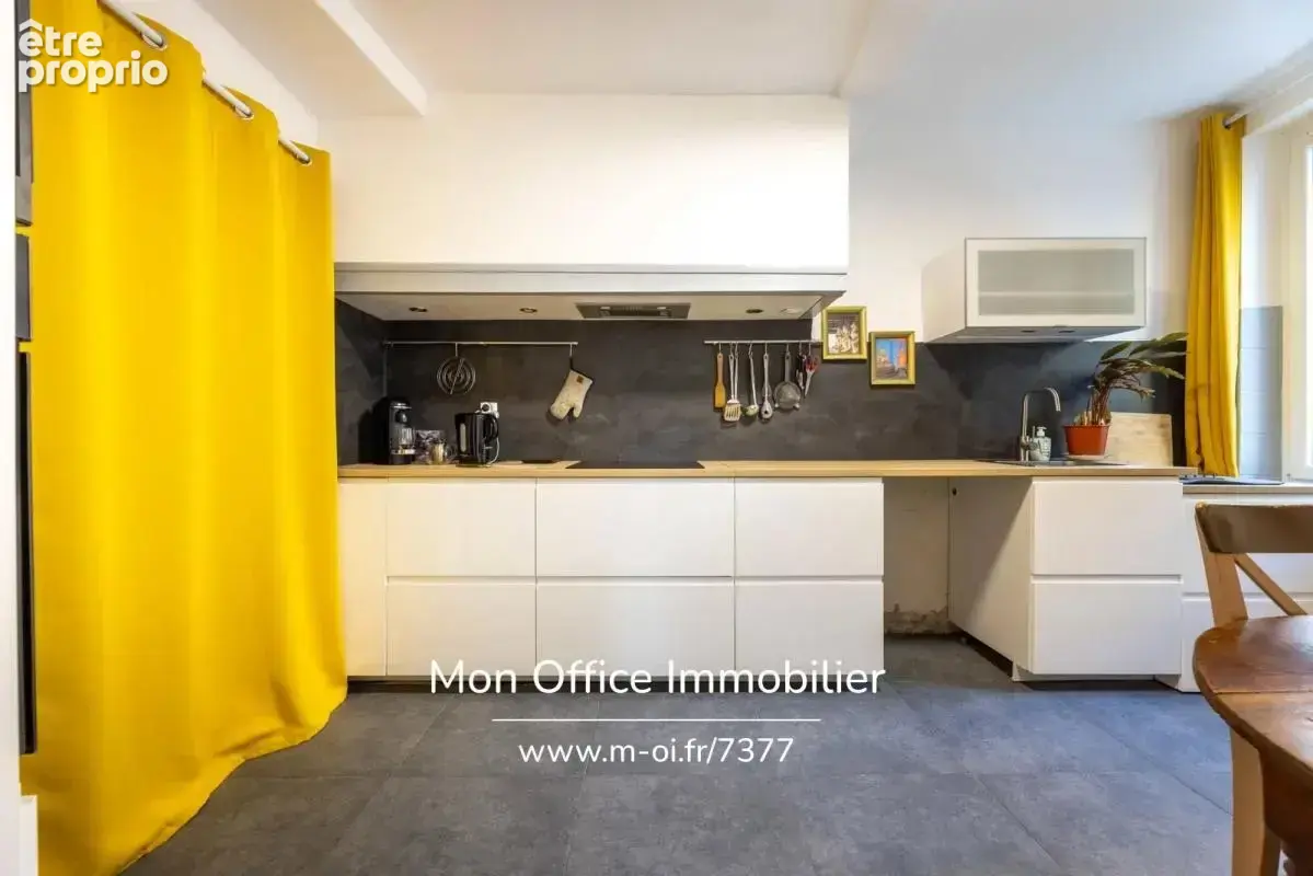 Référence : 7377-SJO - Appartement rénové 88m2 à Rians (83560): 2 chambres, 2 caves de 85m2, calme - photo 6