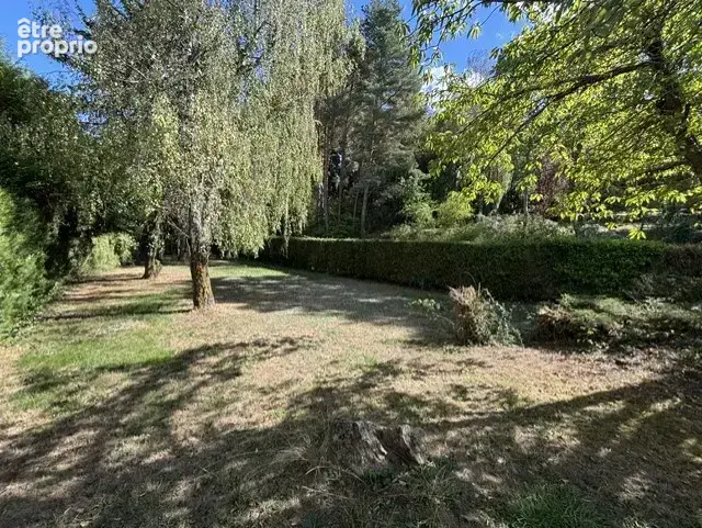AUTUN, maison de qualité en pleine nature,4 chambres, atelier, dépendance, garages et jardin. - photo 3
