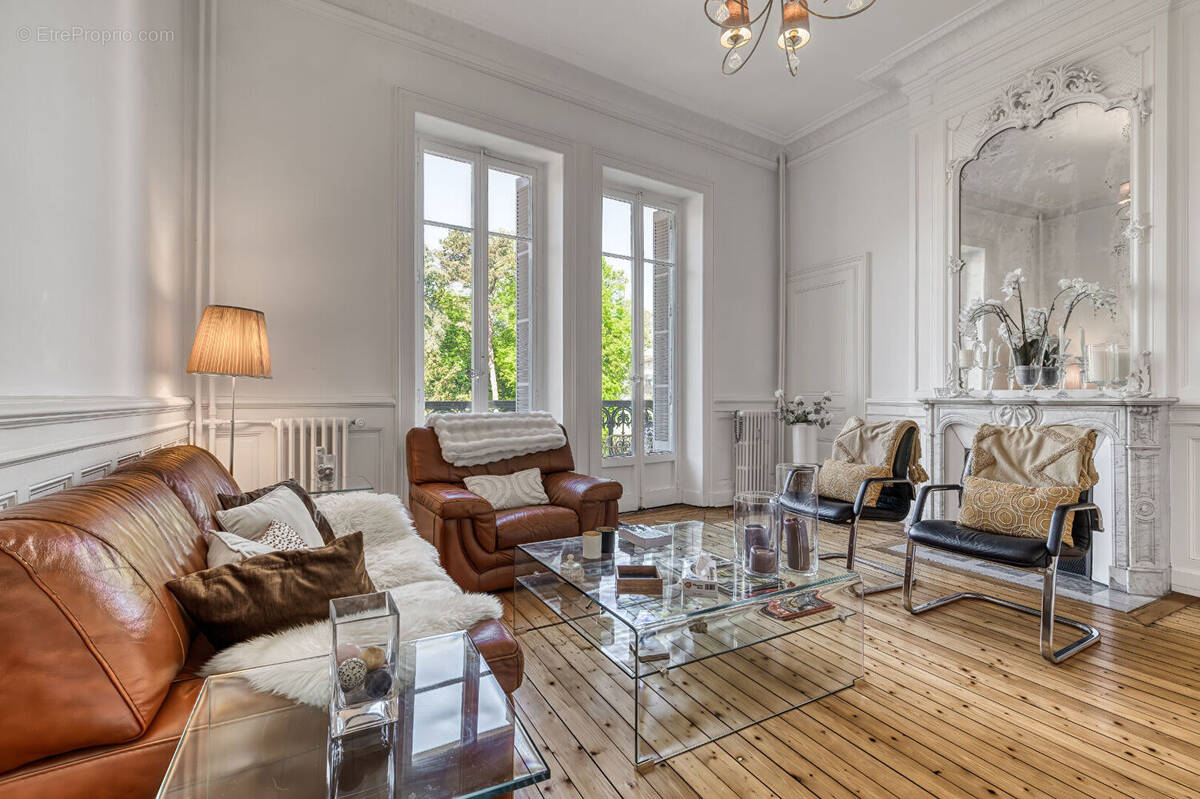Appartement à AIX-LES-BAINS