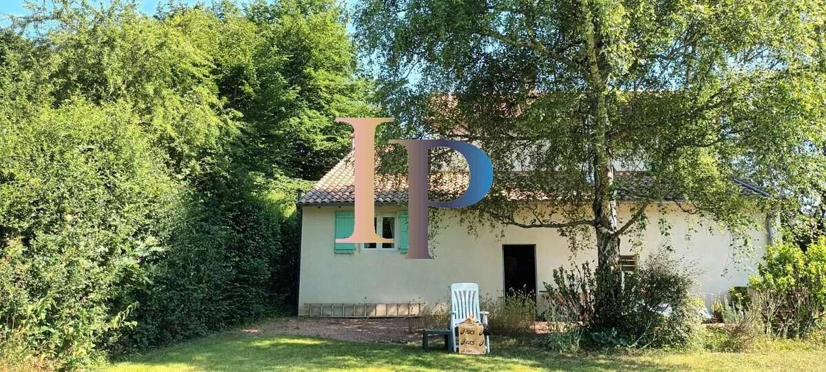 Maison à LA CLAYETTE