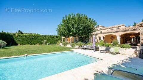 Maison à MAUSSANE-LES-ALPILLES