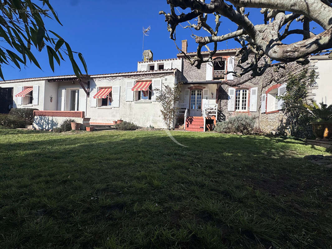 Maison à LONGEVILLE-SUR-MER