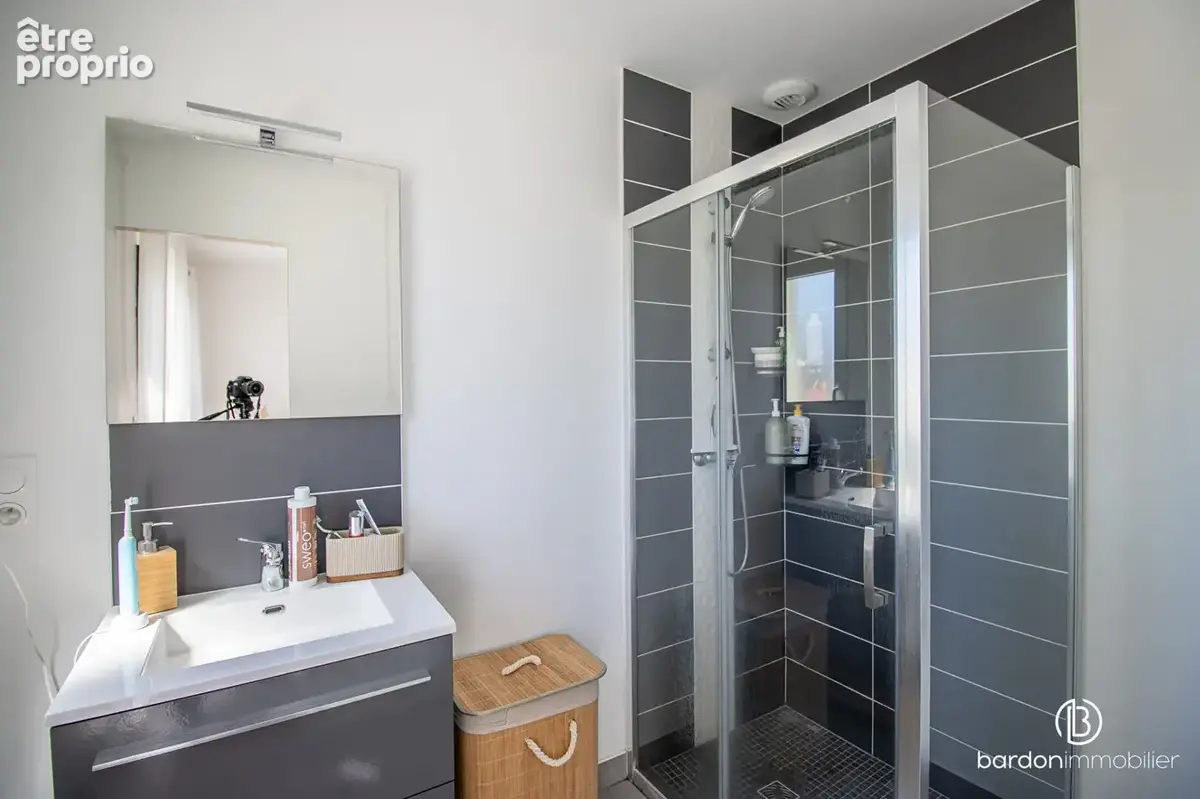 Maison 5 pièces - 84 m² - Belle maison récente La Garnache - photo 8