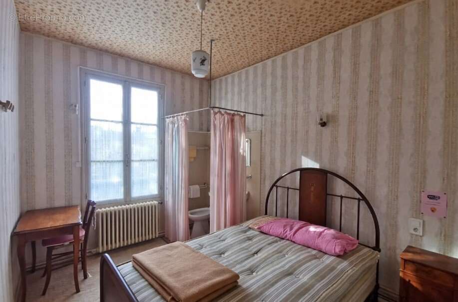 Ancienne auberge  fort potentiel - photo 11