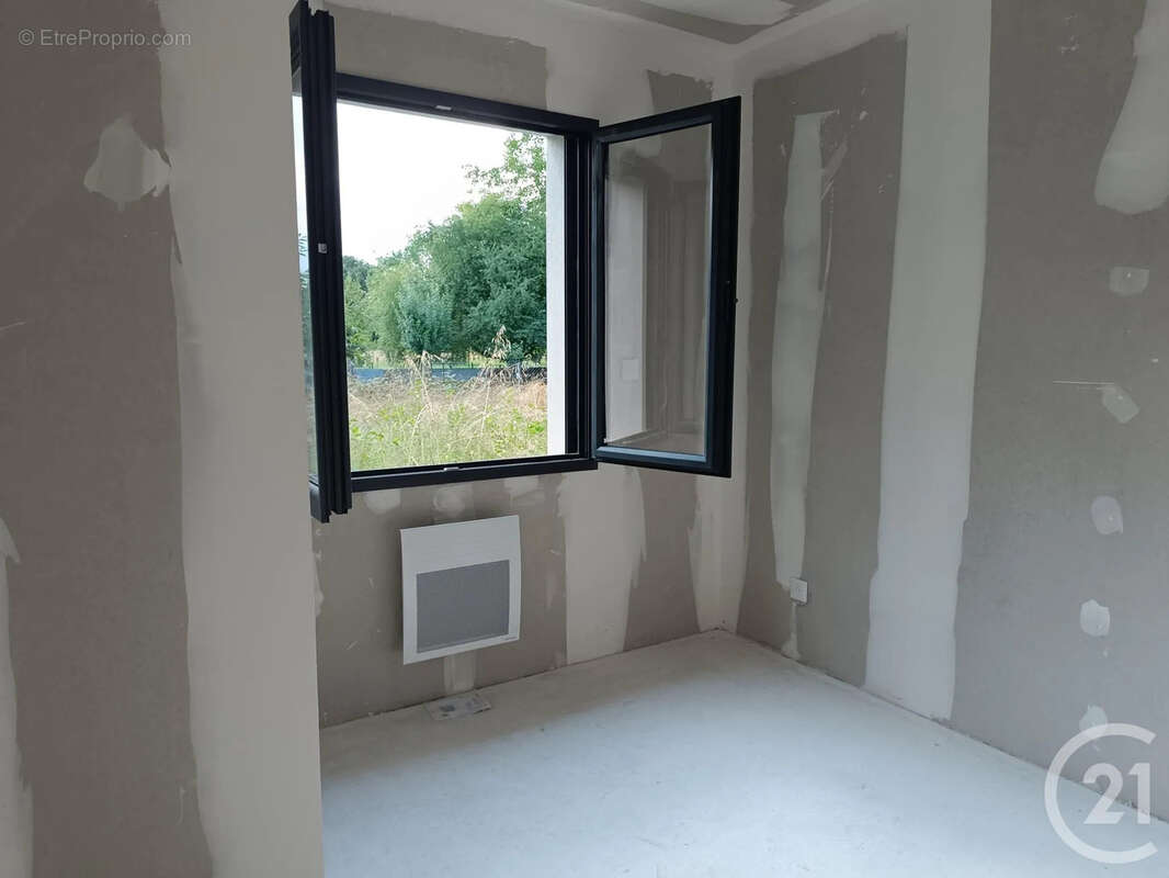 Maison à SAINT-AIGULIN