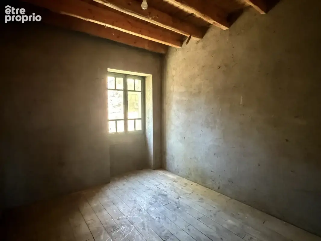 EXCLUSIVITE 144 : GR 65, Ancienne maison d'habitation à rénover sur l 'Aubrac. - photo 25