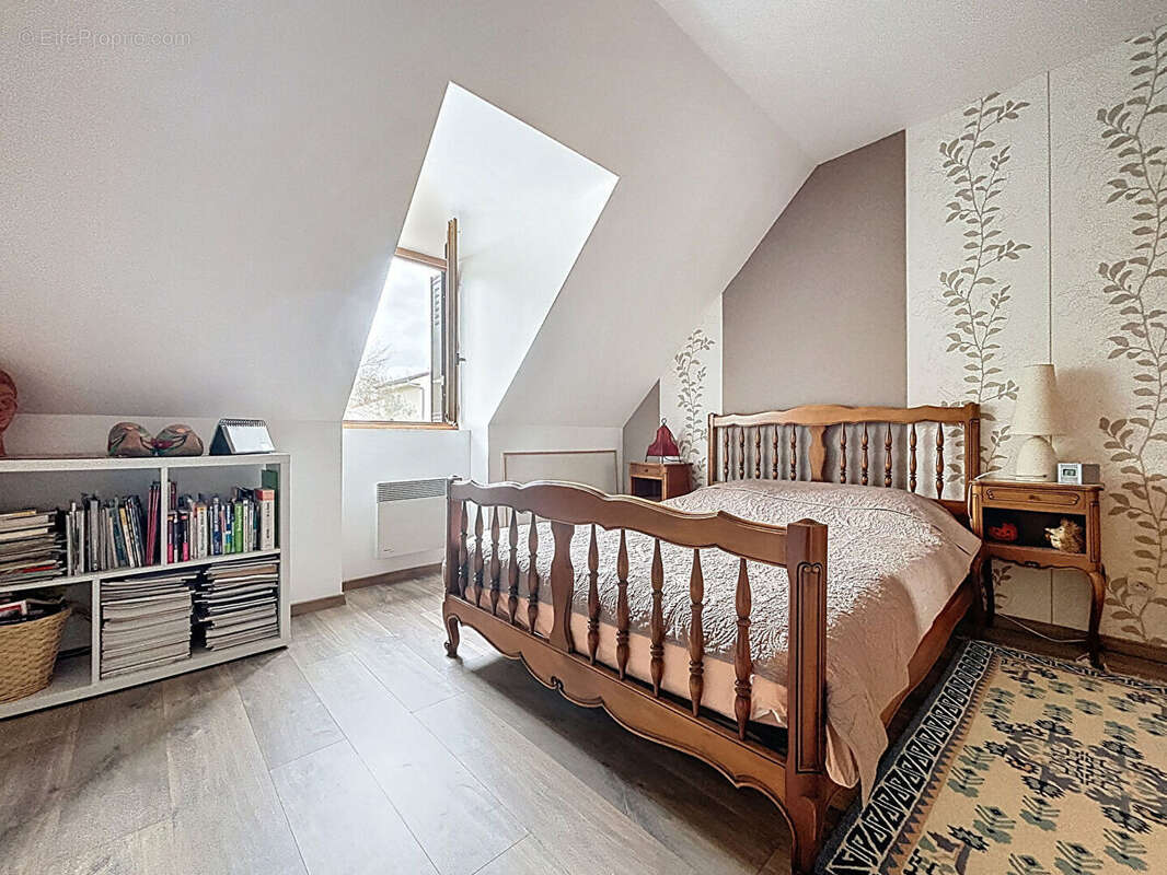 Maison à ORMESSON-SUR-MARNE