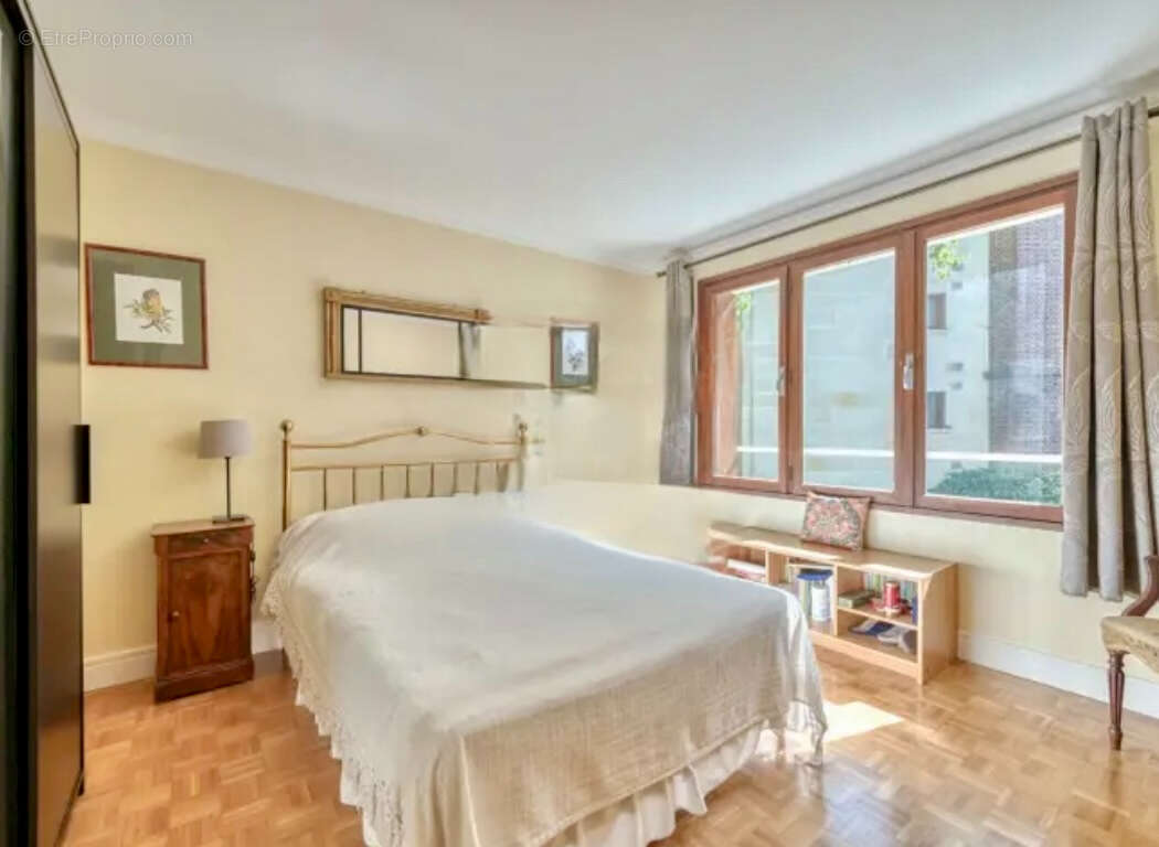 Appartement à MAISONS-LAFFITTE