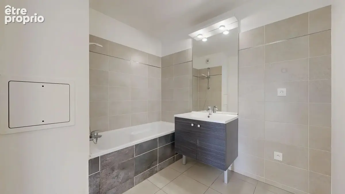 Appartement 3 pièces 60 m² à vendre à Villemomble (93250) - photo 10