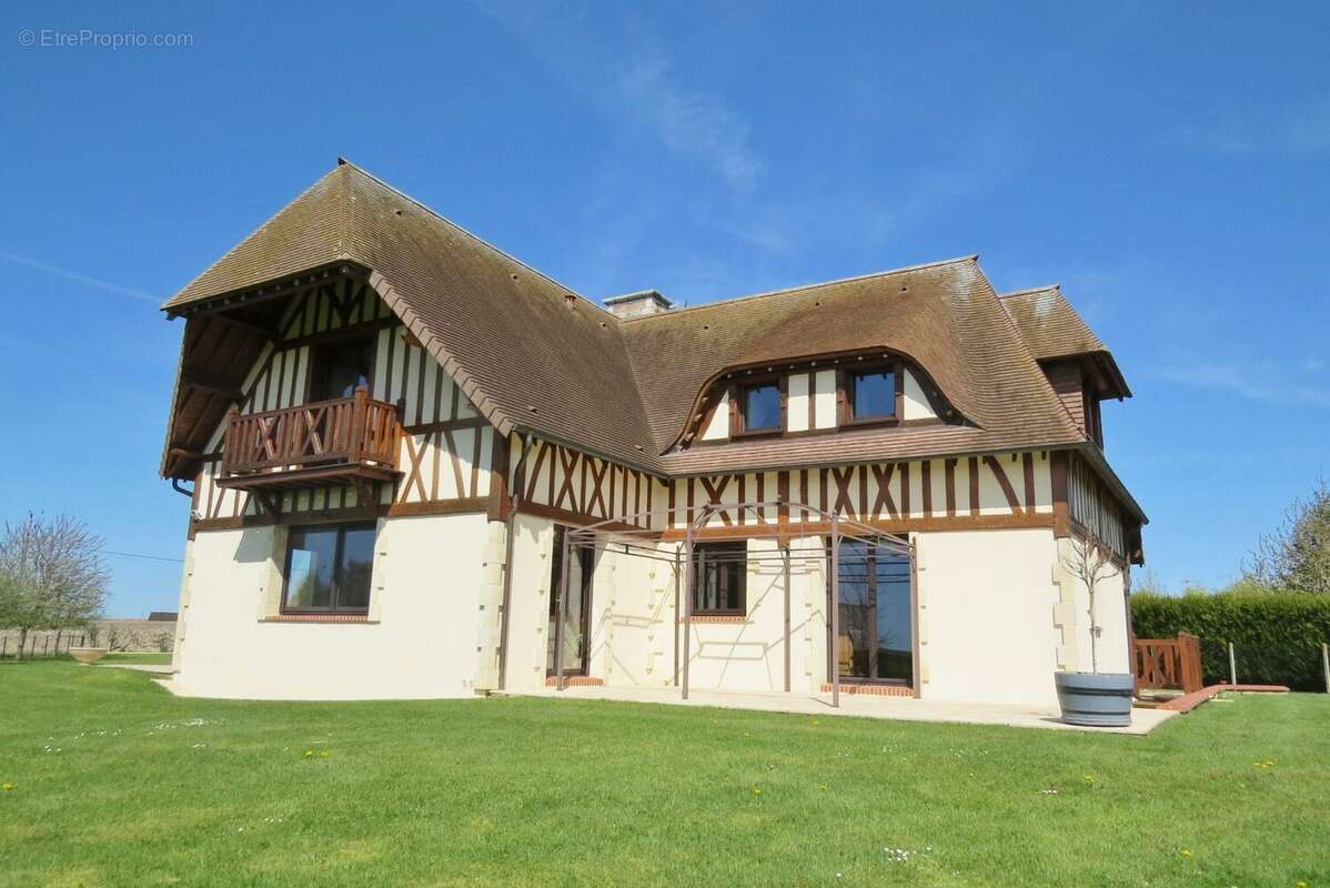 Maison à PACY-SUR-EURE