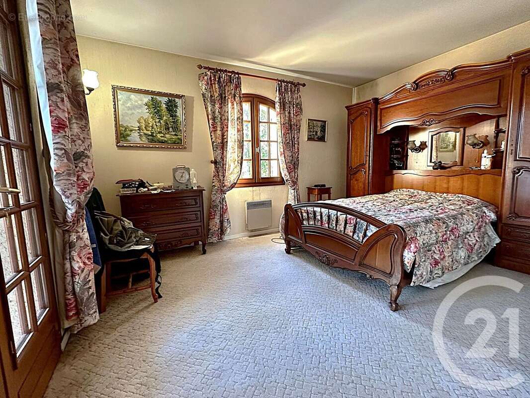 Maison à THORIGNY-SUR-MARNE