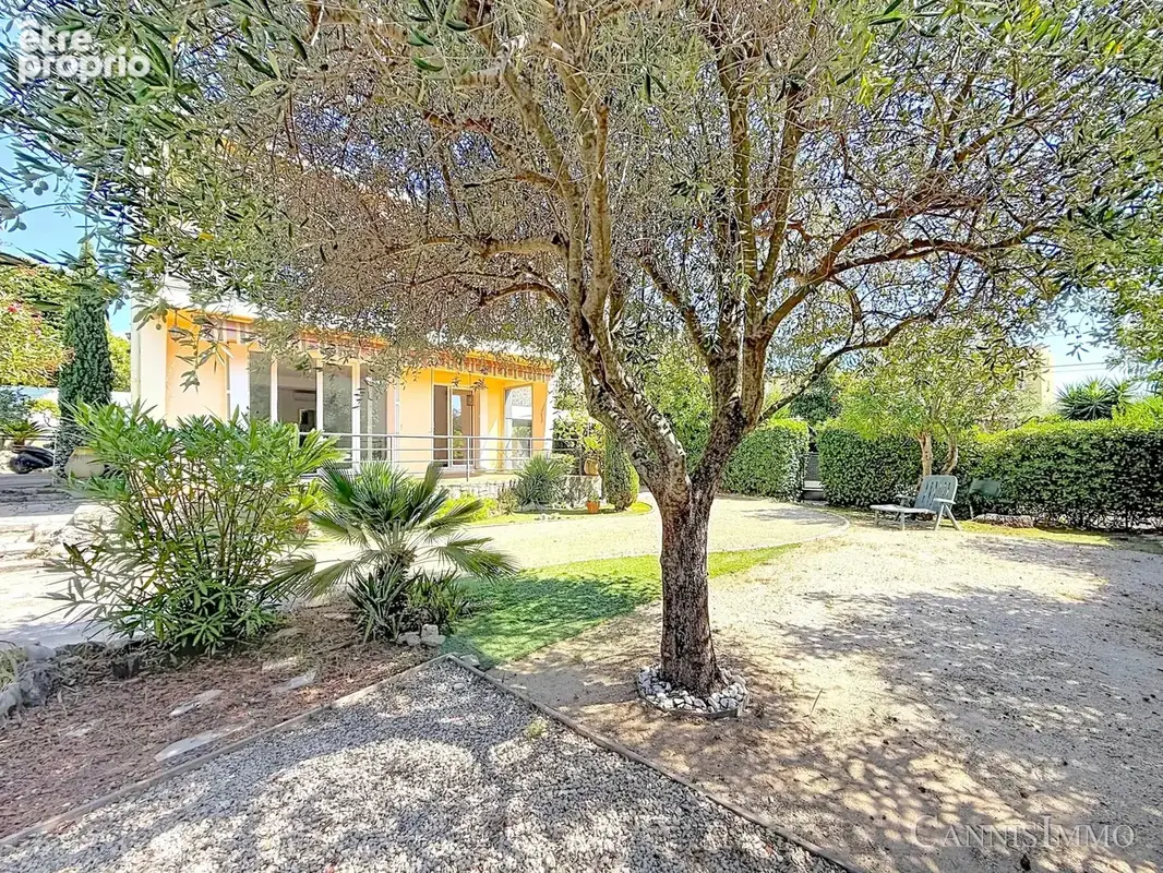 Maison 140 m2 apercu mer proche des plages  / cannes croix des gardes - photo 12