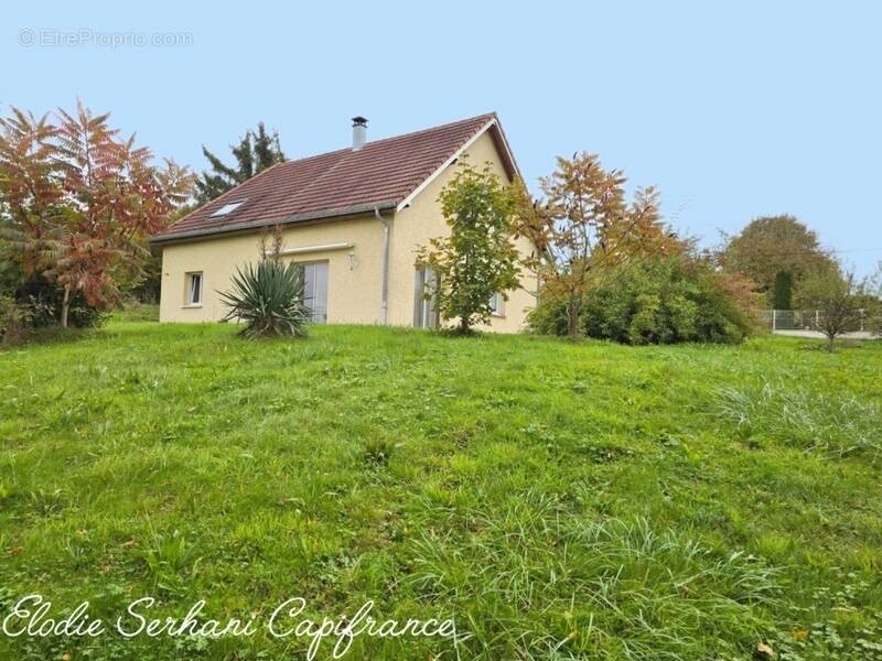 Maison à SAINT-MAURICE-COLOMBIER