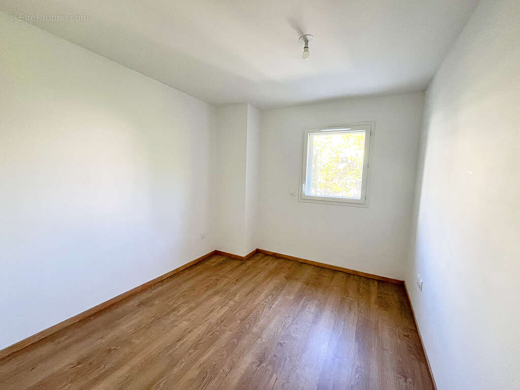 Appartement à MARSEILLE-6E