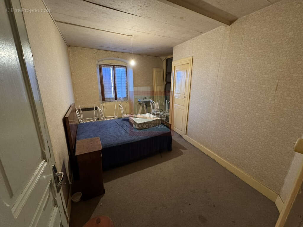 Maison à SOLIGNAC-SUR-LOIRE