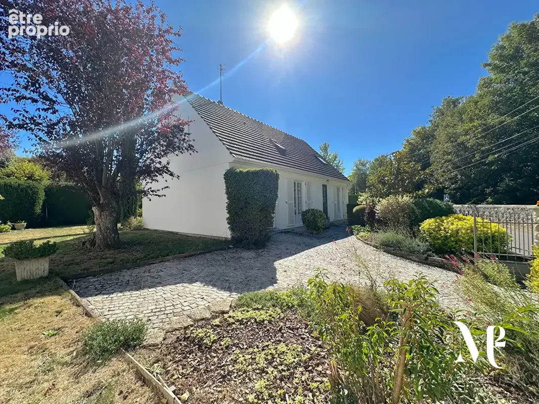Maison familiale - 142m²  - terrain de 590m² - photo 2