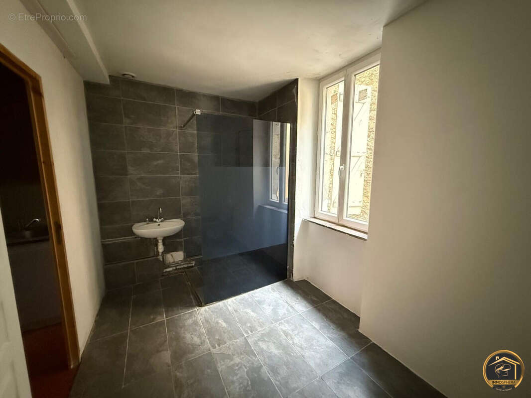 Maison à LEZIGNAN-CORBIERES