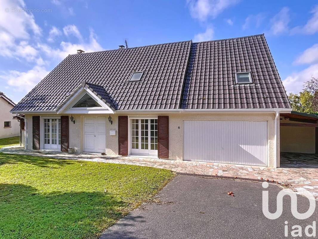 Photo 1 - Maison à SAINT-WITZ