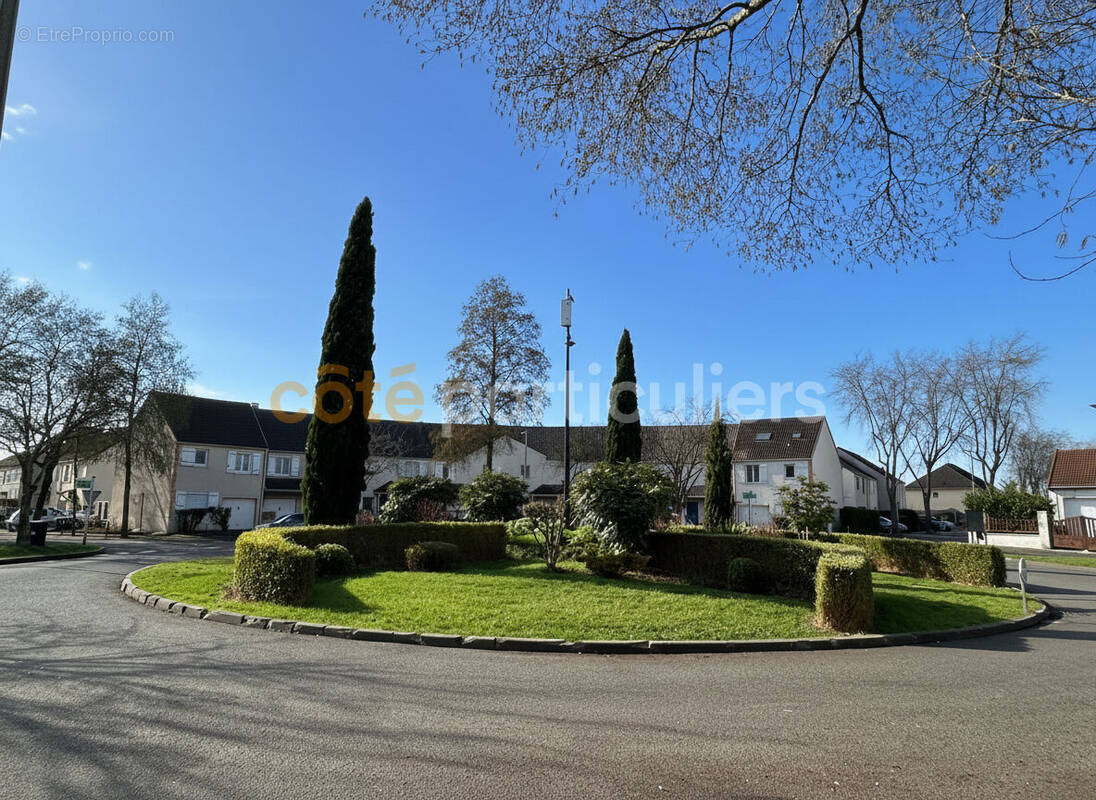 Maison à VILLENEUVE-SAINT-GEORGES