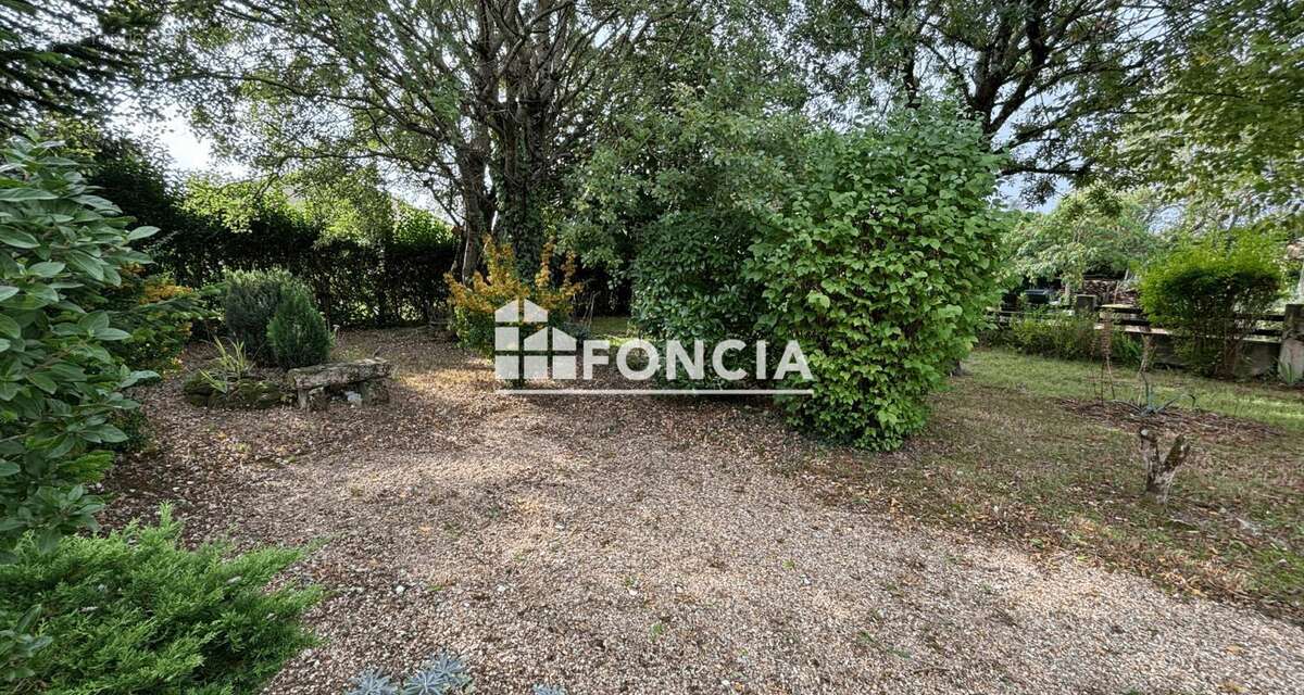 Maison à SAINT-SAVINIEN