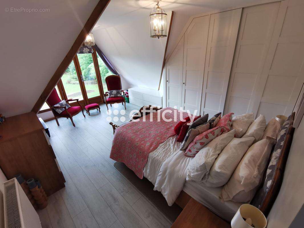 Maison à SAINT-SEVER-CALVADOS