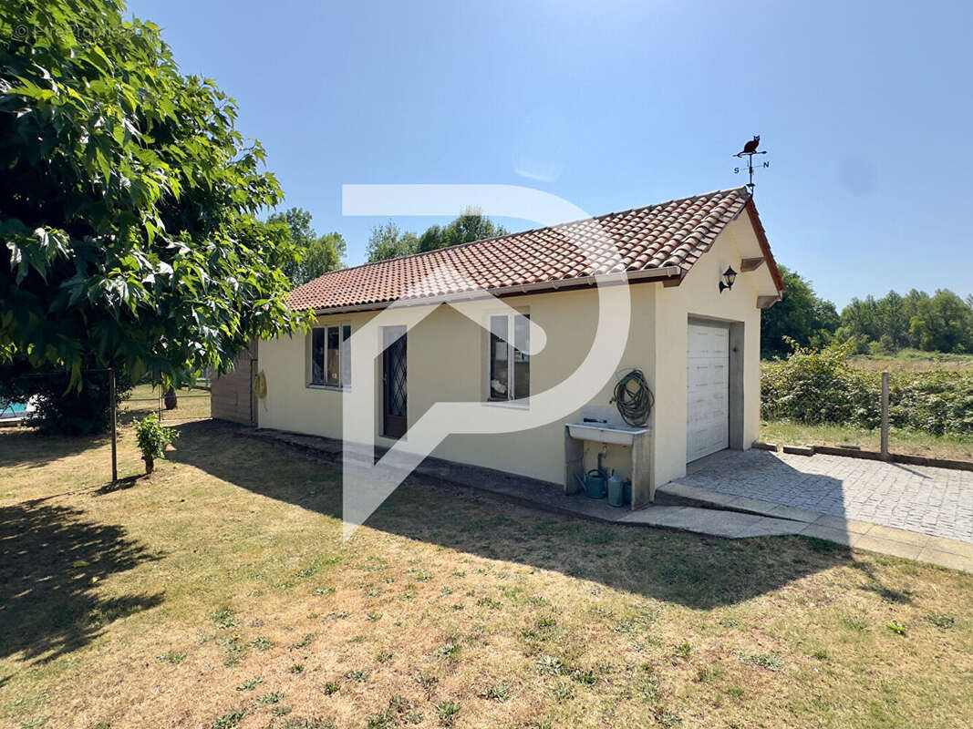 Maison à SAINT-LOUIS-EN-L&#039;ISLE