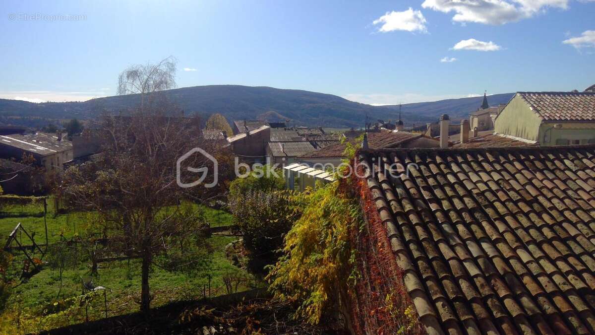 Maison à SAINT-ETIENNE-LES-ORGUES