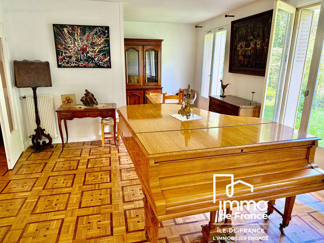 Appartement à VERSAILLES