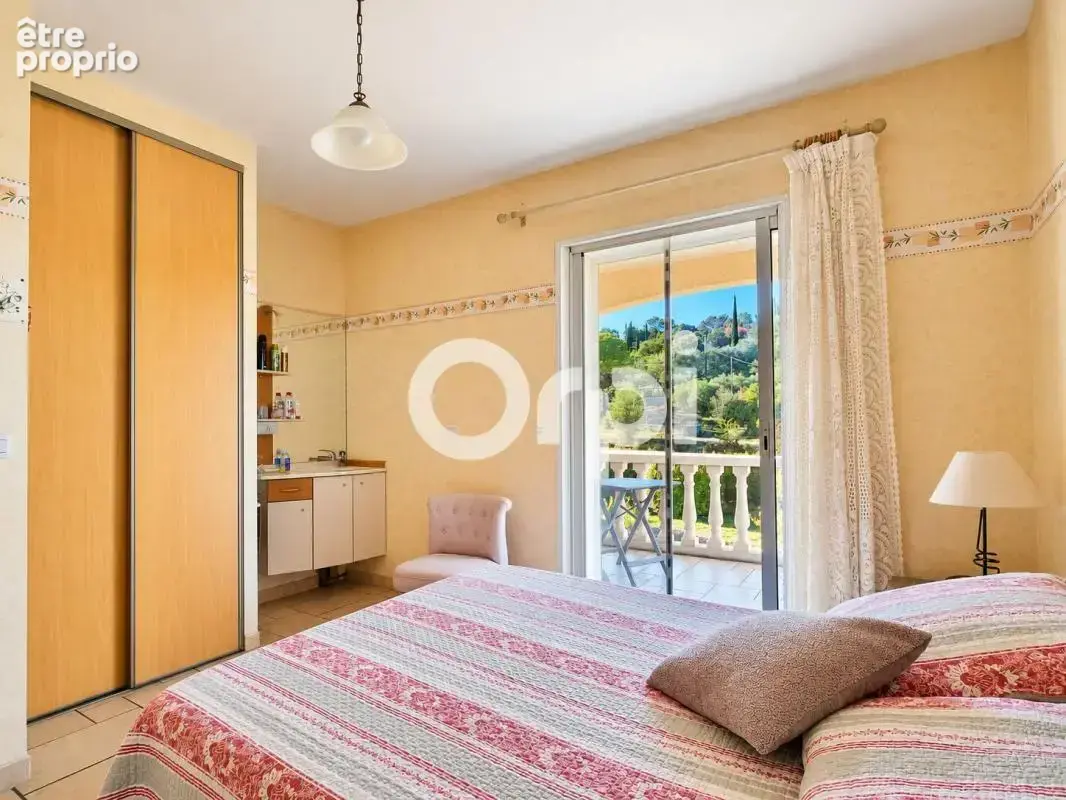 Saint-Christol-lès-Alès – Villa de 247 m² – 6 chambres  Vue Cévennes - photo 16
