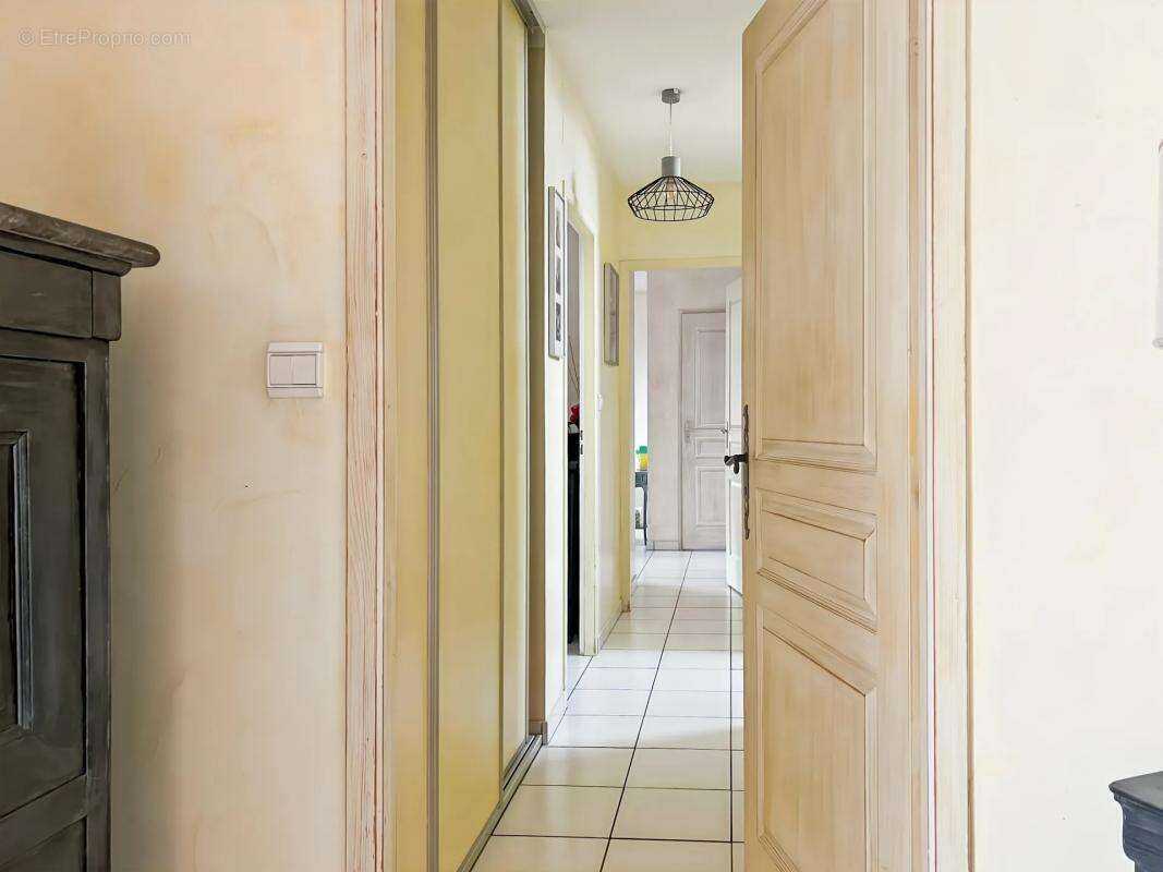 Maison à LE BOIS-D&#039;OINGT