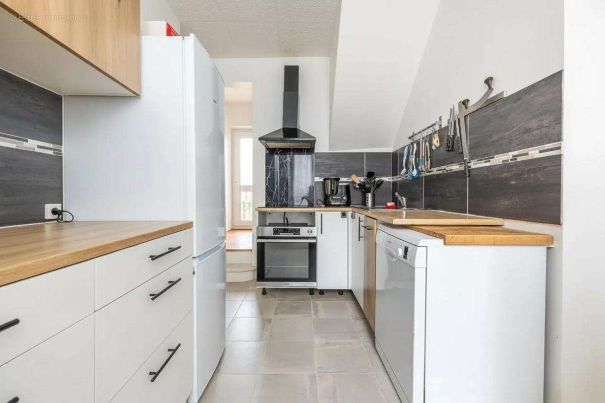 Lumineux T4 de 95 m² à La Ferté-Alais - photo 6