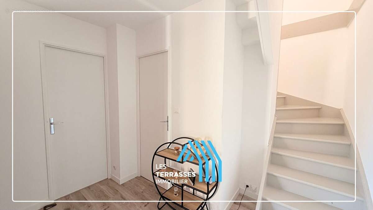 Maison à MONTELIMAR