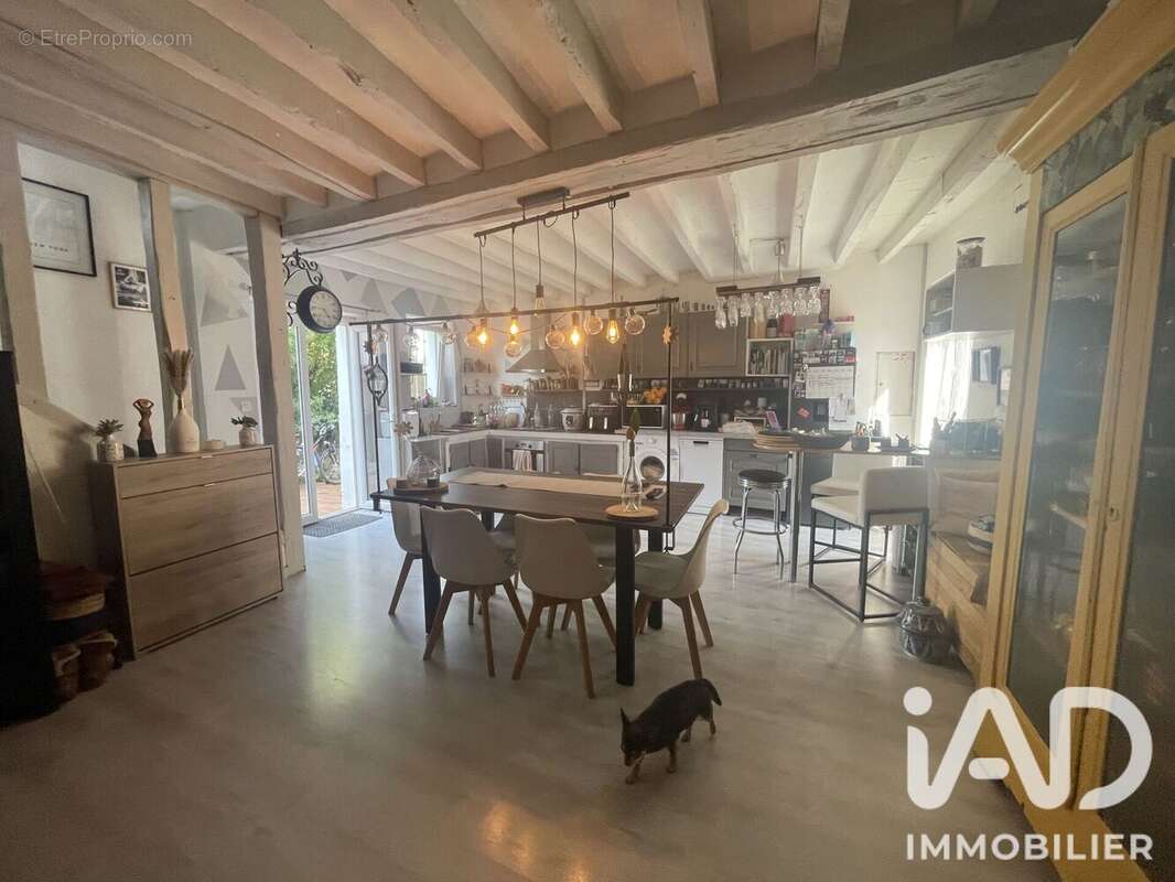Maison 104 m² à Rebais  - photo 4