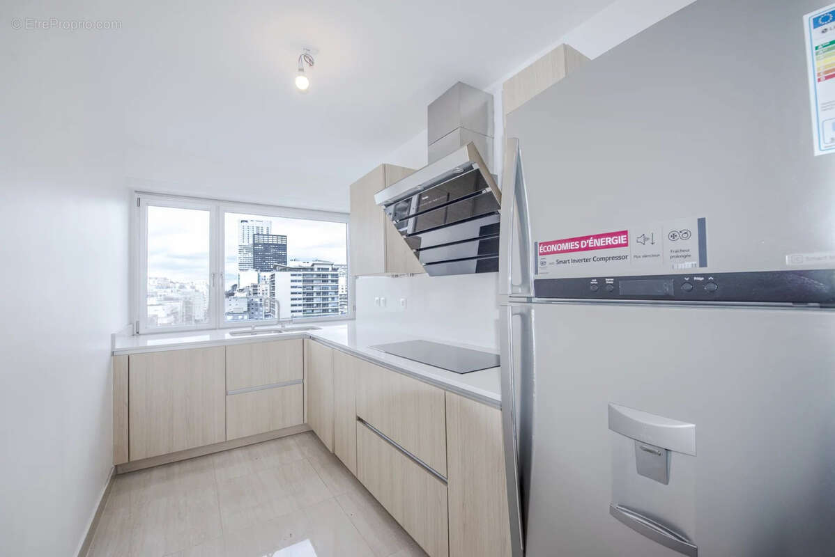 Appartement à COURBEVOIE