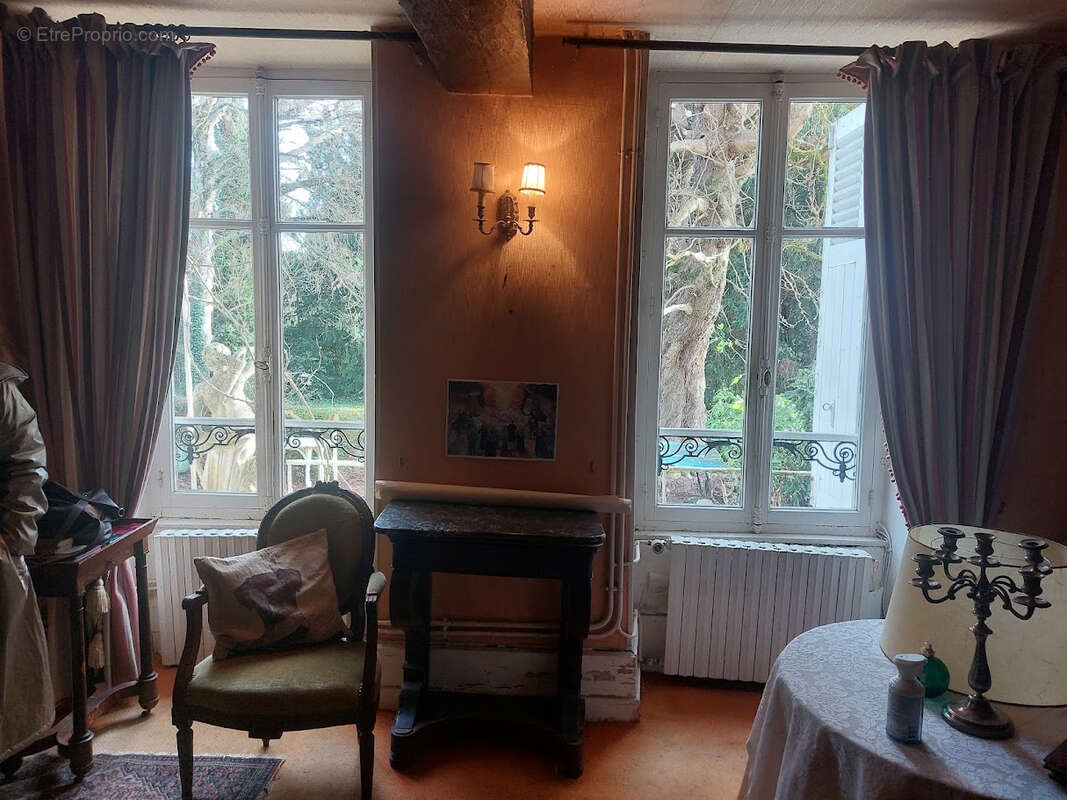 Maison à BUSSET