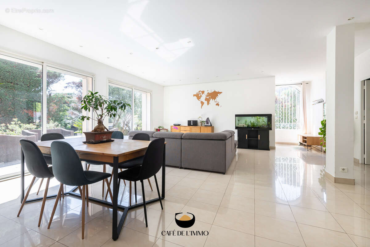 Maison à MARSEILLE-12E