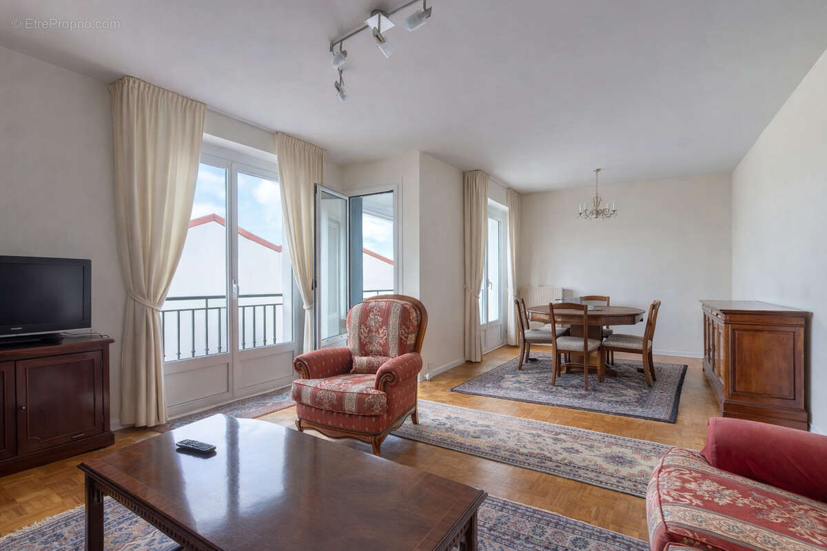 Appartement à CIBOURE