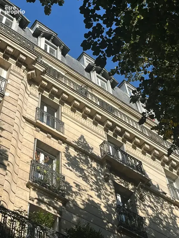 Appartement à PARIS-20E