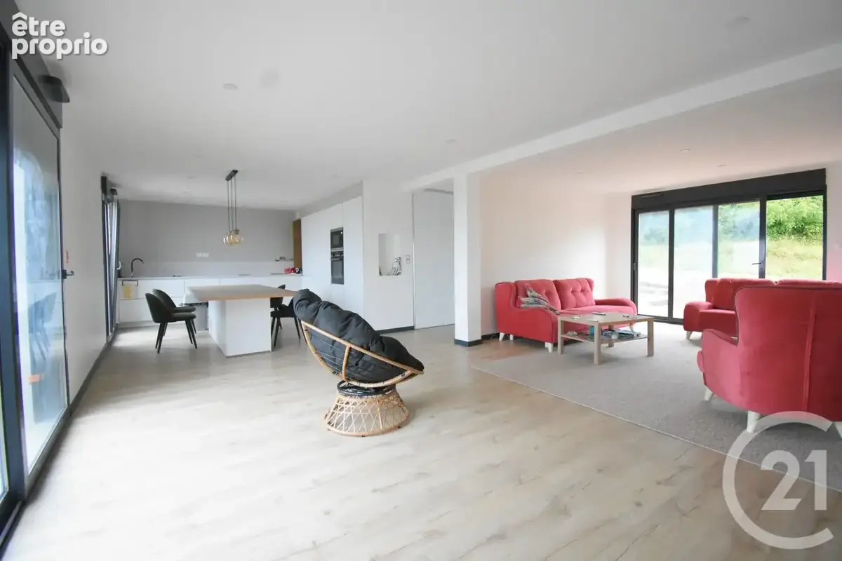 Maison 5 pièces 131 m² à vendre à Abrest (03200) - photo 2