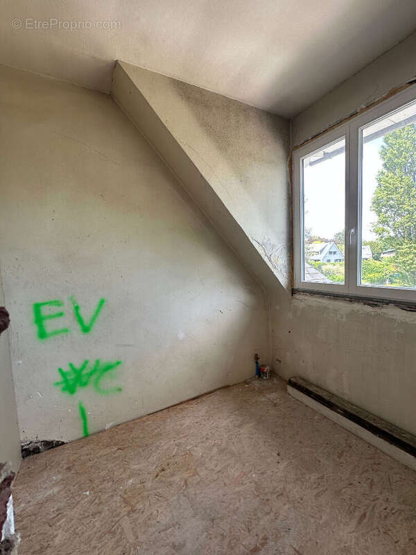 Appartement à MONT-SAINT-AIGNAN